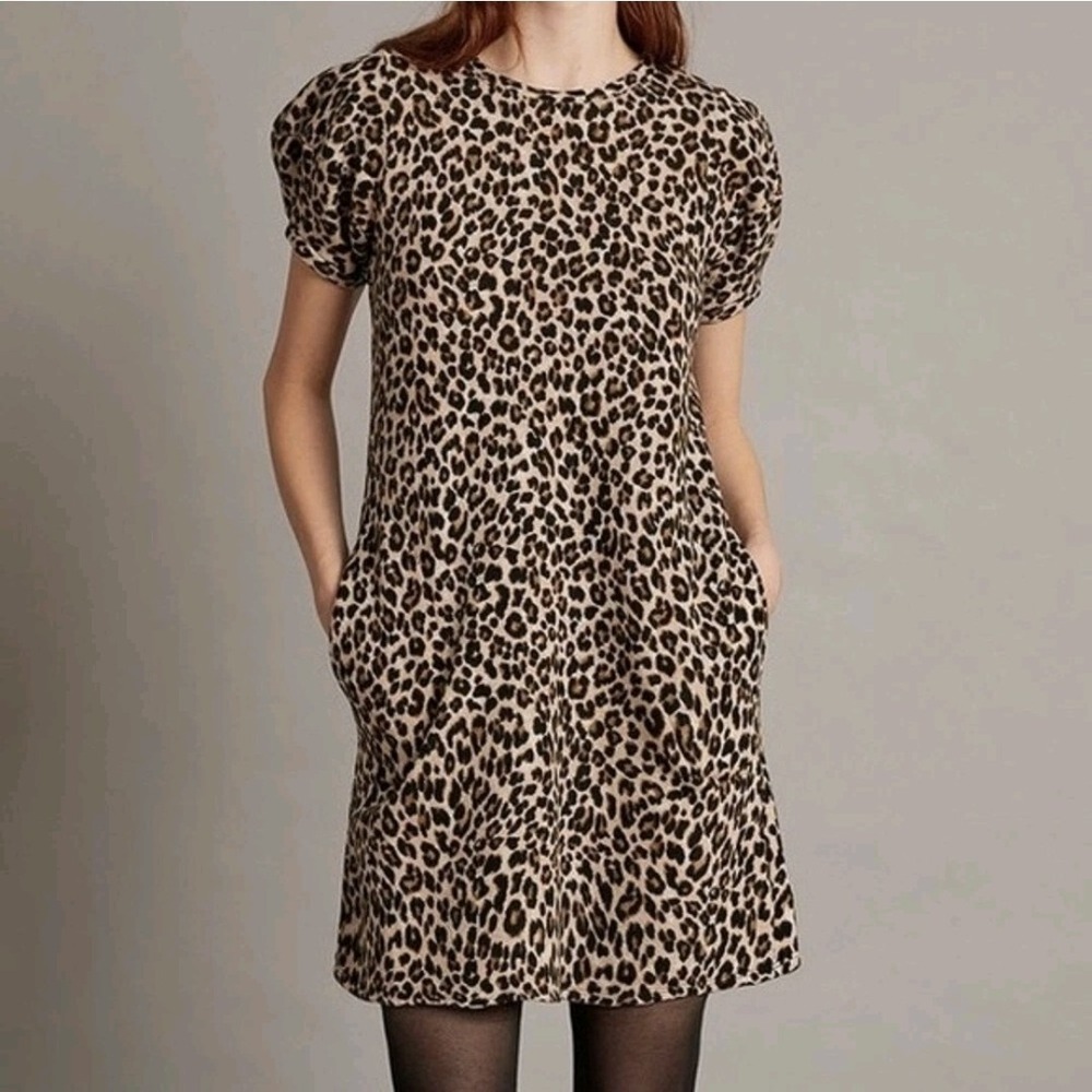 Velvet by Graham & Spencer Fleece Jolene Puff Sleeve Dress in Leopard -‎ S